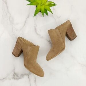 Michael Kors Braden Tan Suede Closed Toe Block Heel Mules Size 9